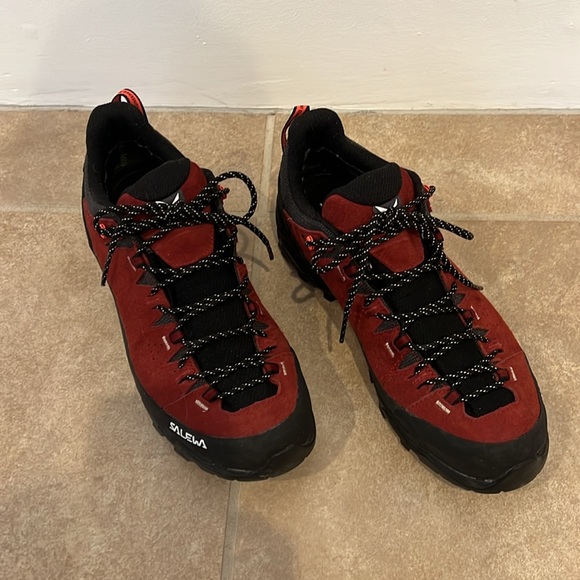 😎⛰️ LIKE NEW Salewa Trainer 2 Gore-Tex Low-Cut Hiking & Trekking Shoes EUC - Picture 3 of 6
